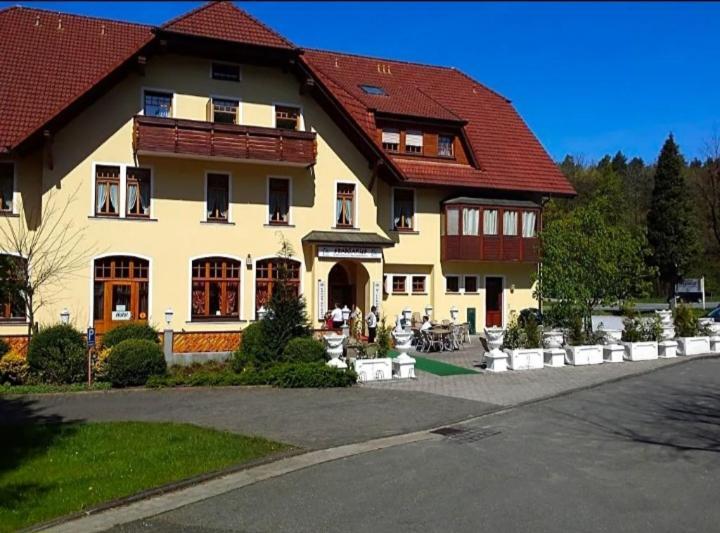 Gasthaus Pension Doerenkrug - Restaurant Augustdorf Exterior photo